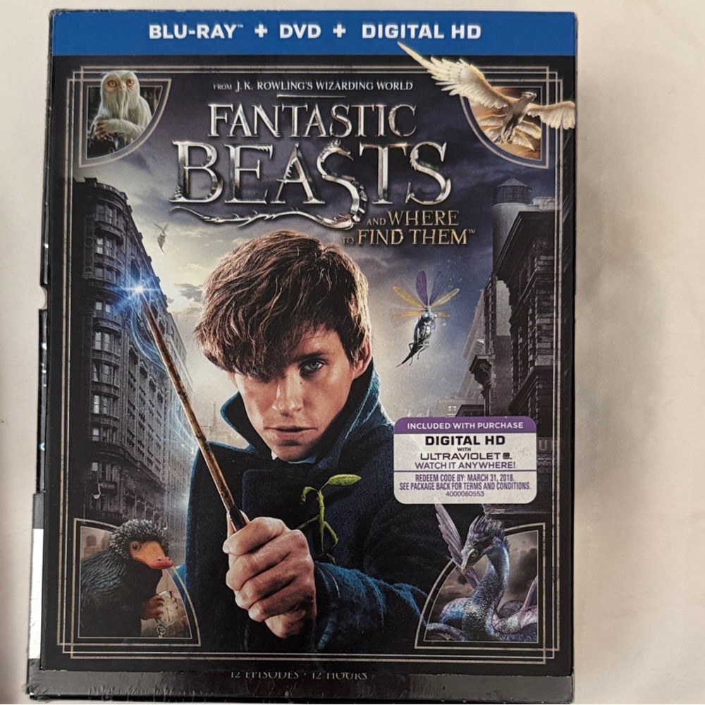 Fantastic Beasts Blu-ray DVD Digital HD Combo